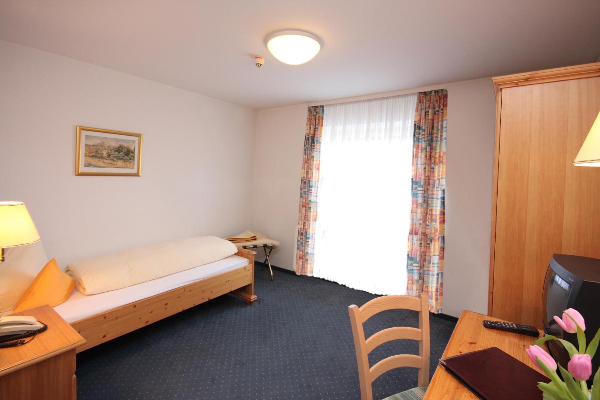 Hotel Trasen Waldkraiburg Extérieur photo